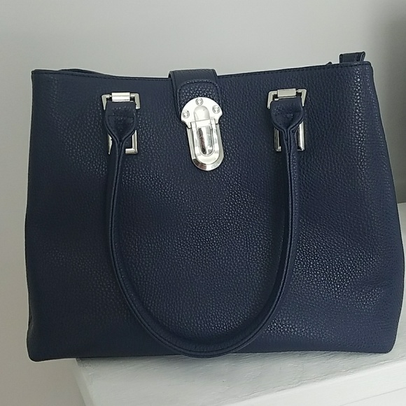 Charming Charlie Handbags - NWOT Charming Charlie Tote